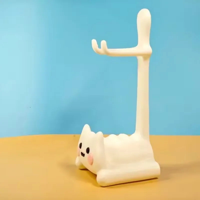 A cute cat-shaped game stand