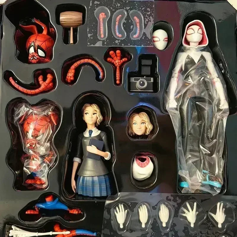 Hot Toys Spiderman Gwen Peter Action Figure