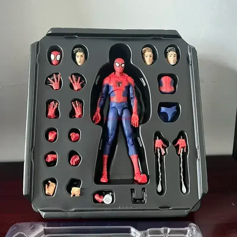 Hot Toys Spiderman Gwen Peter Action Figure